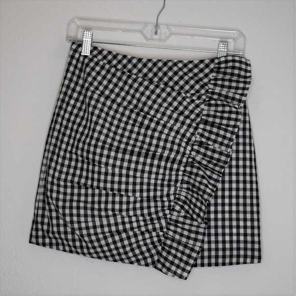 Lovers + Friends x REVOLVE Lisa Skirt Gingham Retro Ruffle Mini Cotton Sz S - Picture 2 of 14
